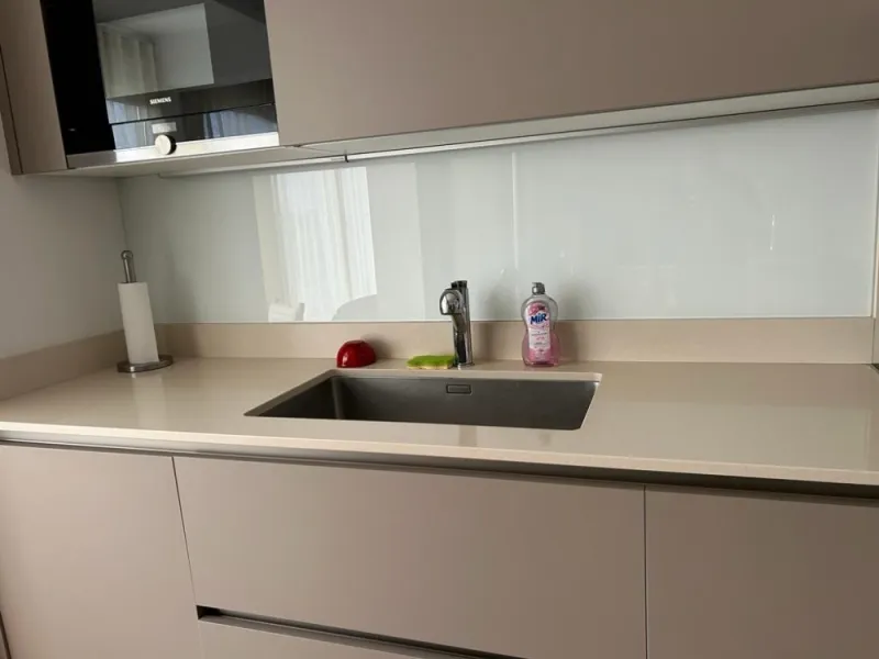 Crédence en verre sur mesure à vence 