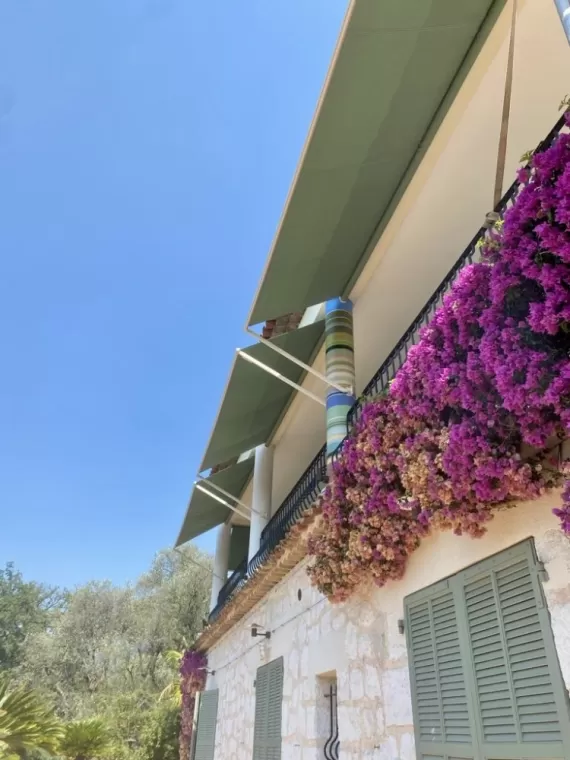 Store toile extérieur, Vence, Miroiterie des 3 Baous