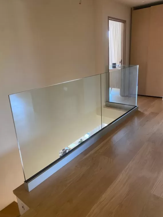 Garde-corps en verre à Vence