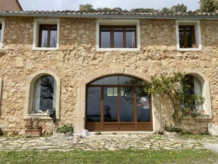 Menuiserie Aluminium sur mesure à Tourrettes-sur-loup 