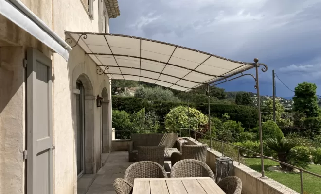Installation de volets et stores, Vence, Miroiterie des 3 Baous