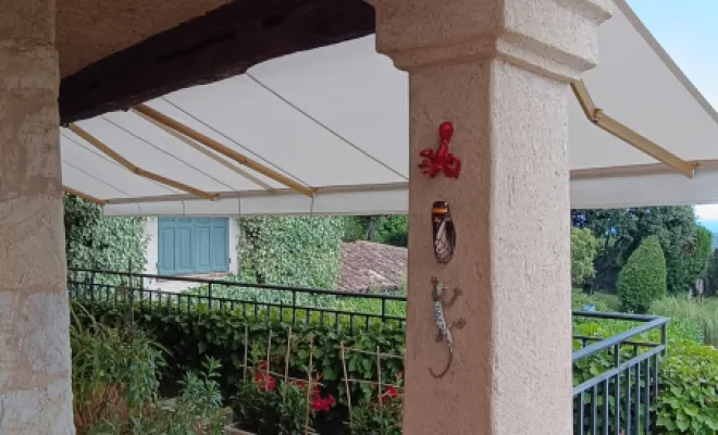 Installation de store toile, toile sur mesure 