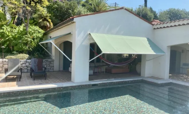 Installation de store toile, toile sur mesure 